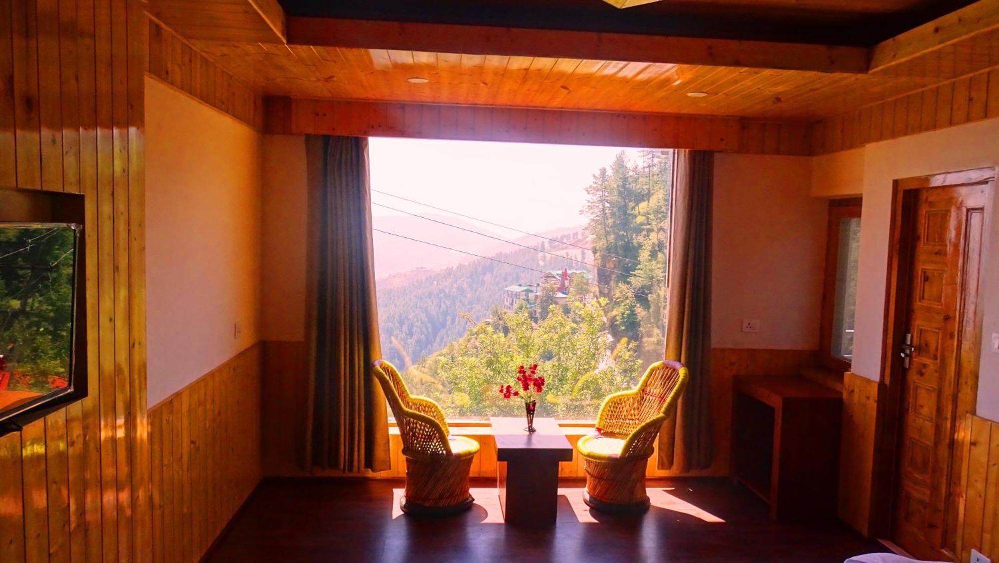 Humble Holiday Inn Kufri Simla Eksteriør billede